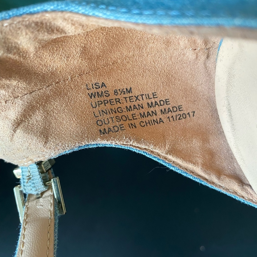 Kenneth Cole | Lisa Embroidered Heel - Picture 5 of 6